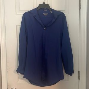 Van Heusen Dress Shirt XS